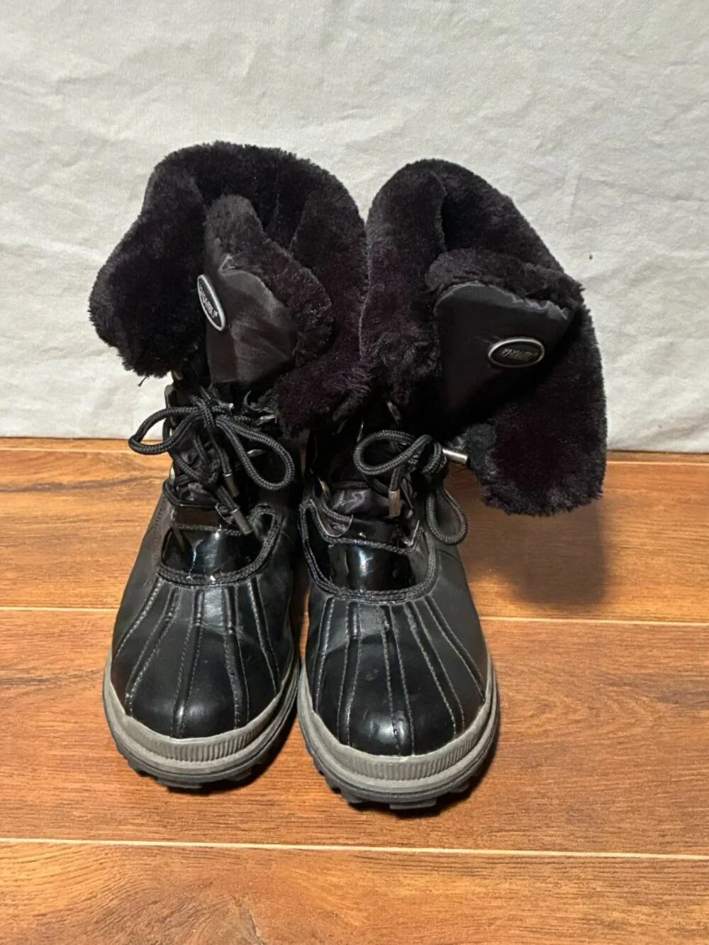 Khombu boots women’s